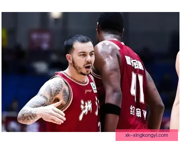 广州龙狮签约前美职篮球员伯顿